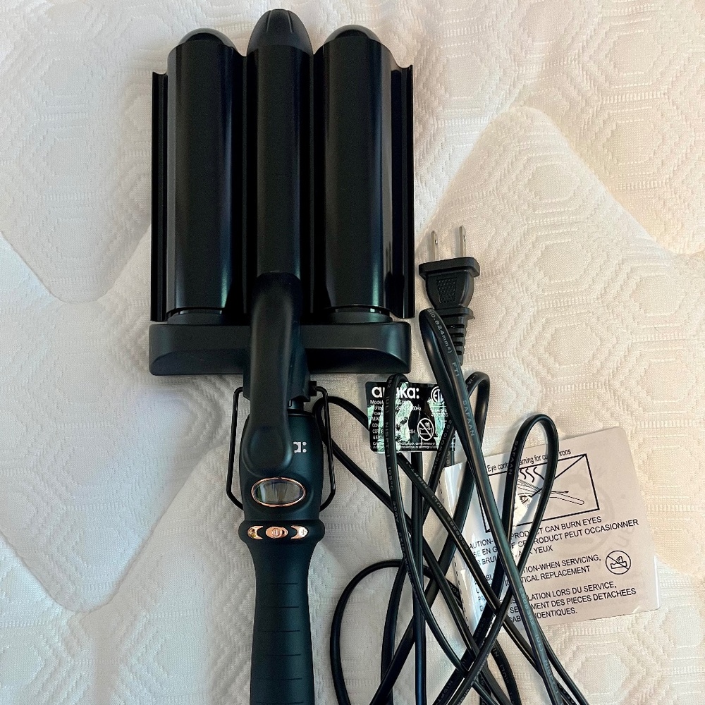 amika Hide Tide Deep Waver Jumbo